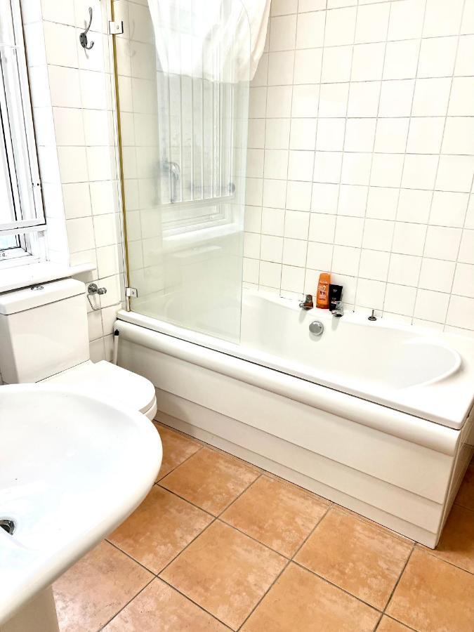 Aldgate Holiday Rooms London Ngoại thất bức ảnh