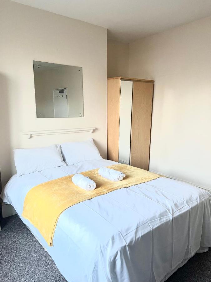 Aldgate Holiday Rooms London Ngoại thất bức ảnh