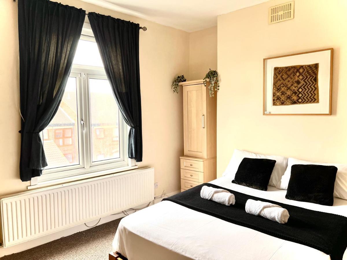 Aldgate Holiday Rooms London Ngoại thất bức ảnh