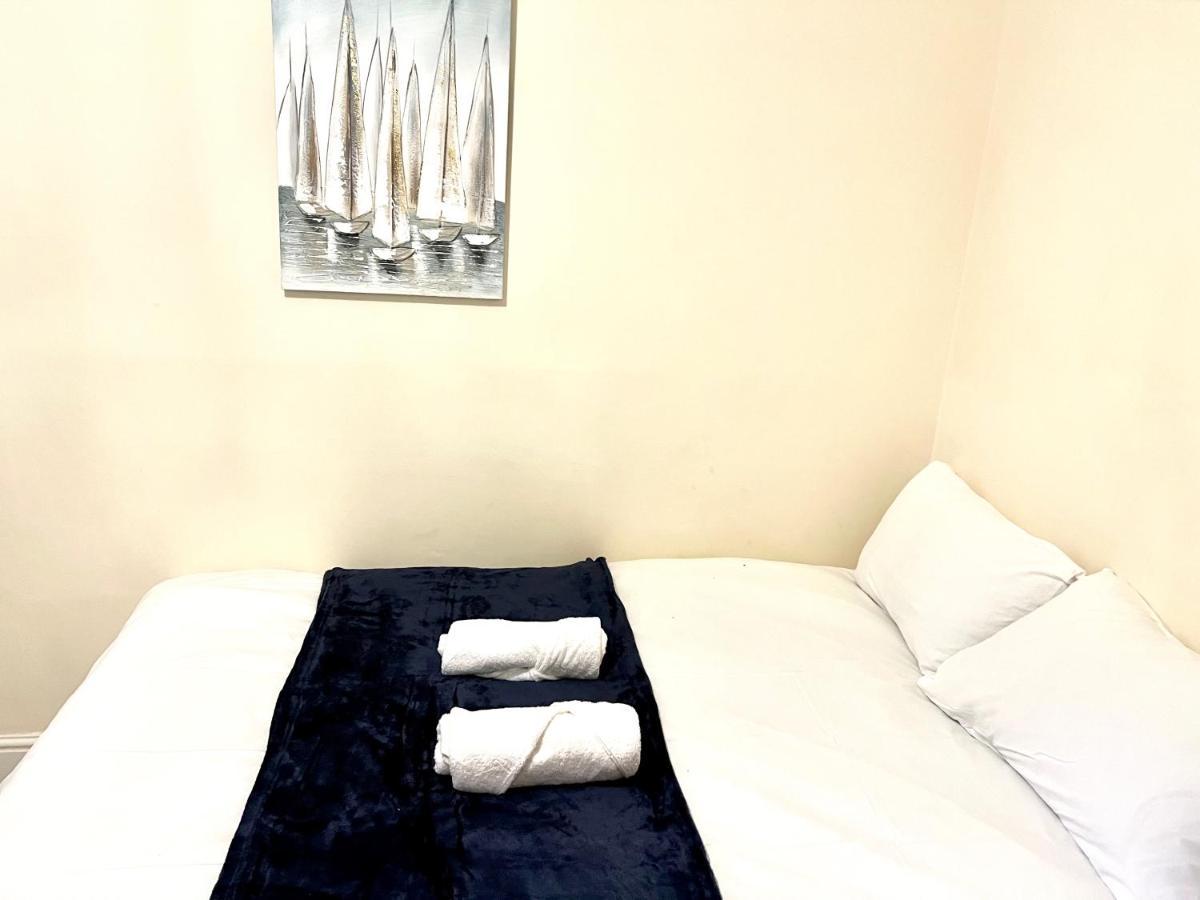 Aldgate Holiday Rooms London Ngoại thất bức ảnh