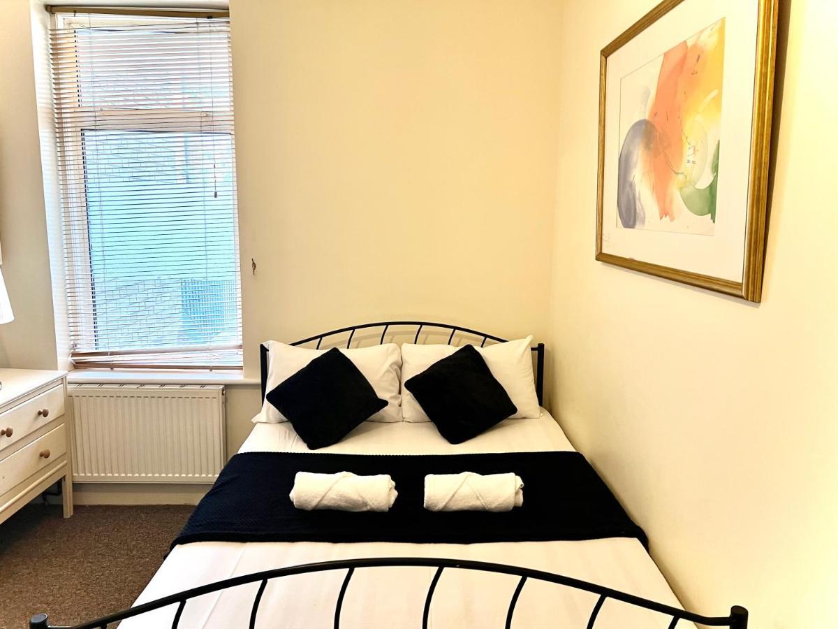 Aldgate Holiday Rooms London Ngoại thất bức ảnh