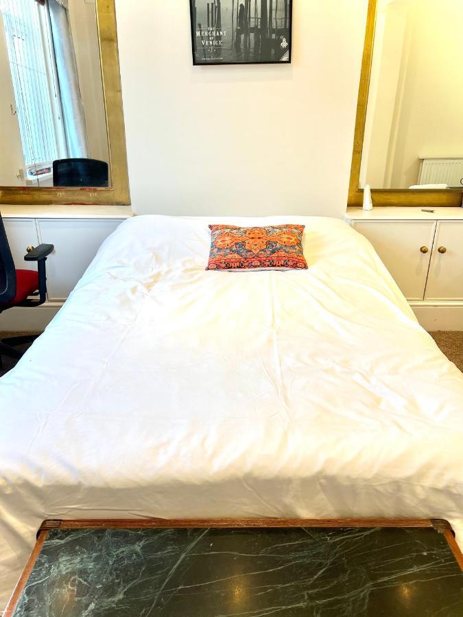Aldgate Holiday Rooms London Ngoại thất bức ảnh