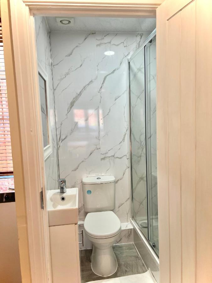 Aldgate Holiday Rooms London Ngoại thất bức ảnh